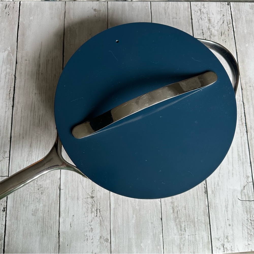 Navy Nonstick Saucepan with Lid - Home Kitchen